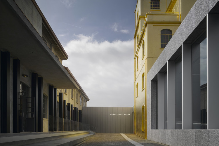 Fondazione Prada a Milano | La meravigliosa contraddizione